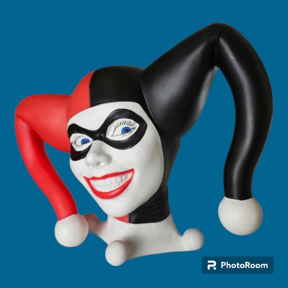 Harley Quinn Rare Large Head Bank Statue 11" :Monogram DC Heroes - Picture 2 of 15